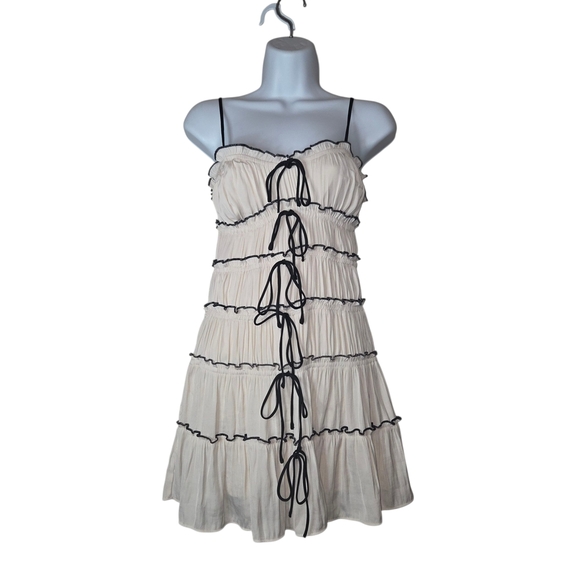 AKIRA Trendsetter Shell Ruffled Mini Dress with Black Accents - Picture 2 of 6